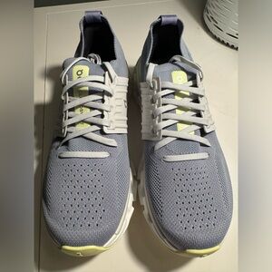 ON Women, Cloudswift 3, brand new, Sz 8.5